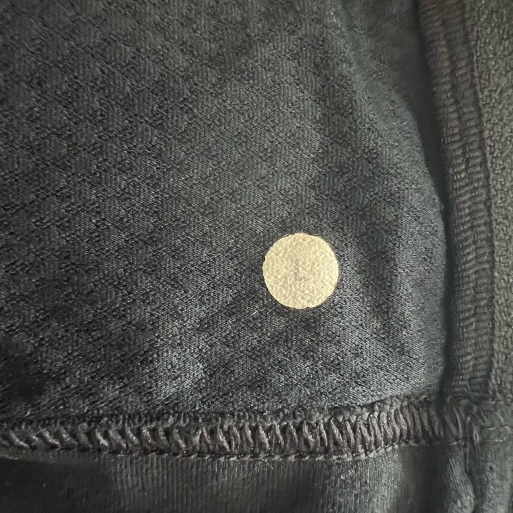 Lululemon Jacket With Hood - Picture 2 of 6